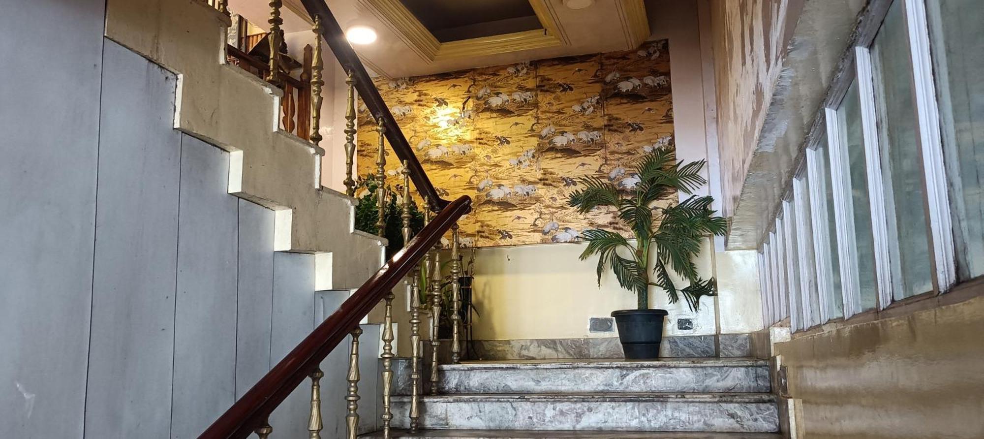 Hotel Assembly Shillong Ngoại thất bức ảnh