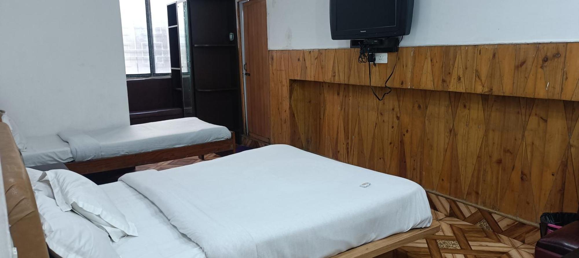 Hotel Assembly Shillong Ngoại thất bức ảnh