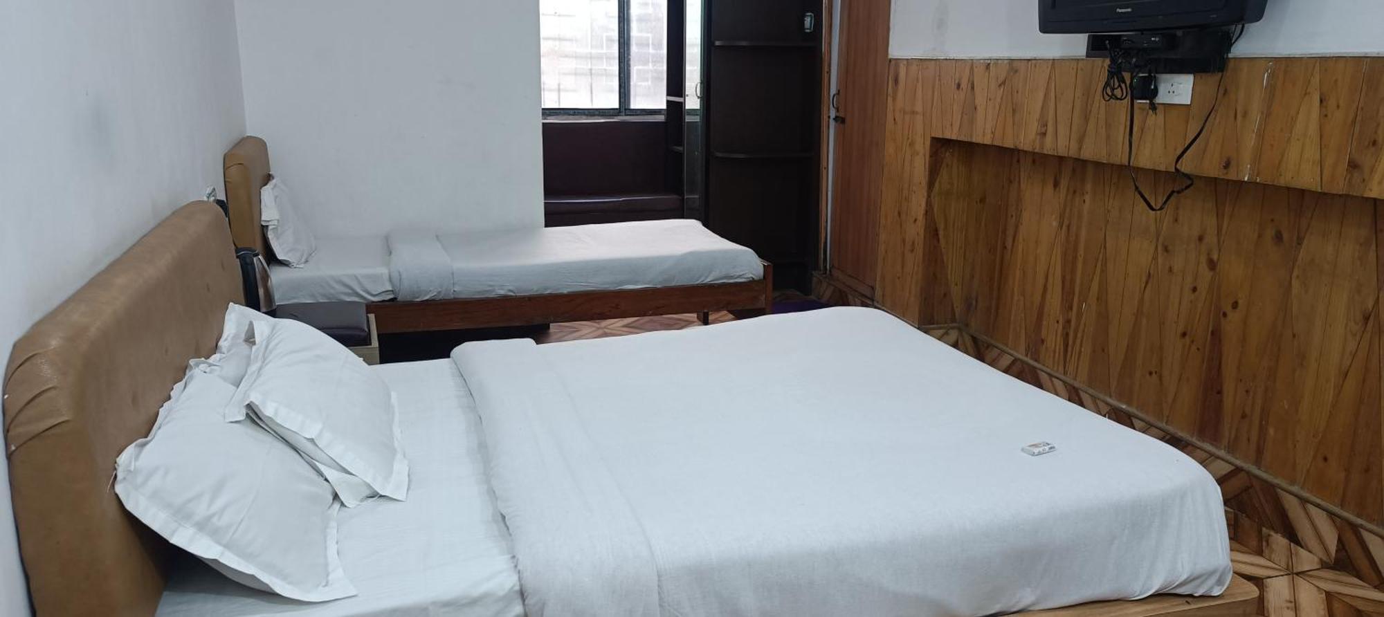 Hotel Assembly Shillong Ngoại thất bức ảnh